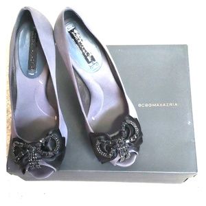 Bcbg platform heels in grey and black satin